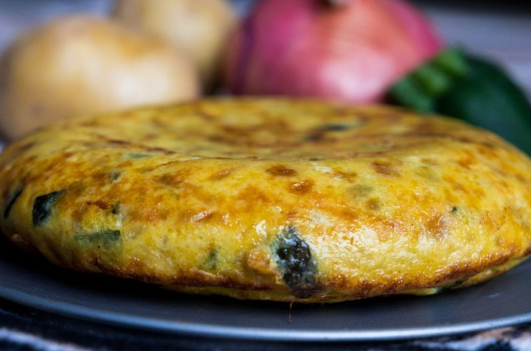 La tortilla de courgettes et de pommes de terre