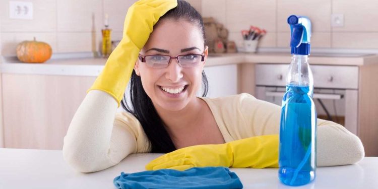 Le bonheur est dans le ménage : les personnes qui aiment nettoyer sont plus heureuses