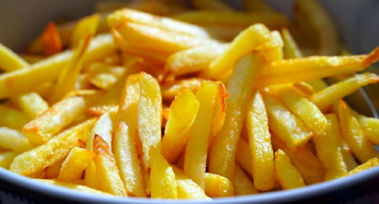 Comment préparer des frites croustillantes et délicieuses sans utiliser d'huile