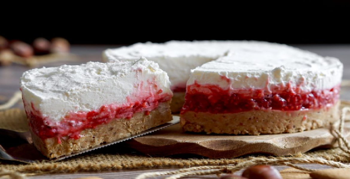 Gâteau froid à la ricotta chocolat blanc et framboises