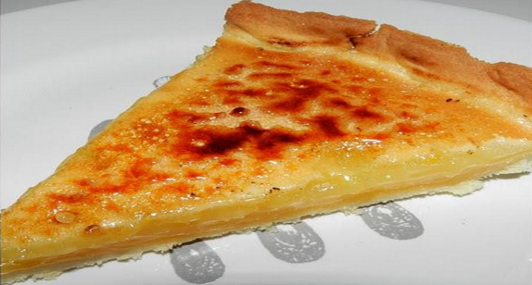 Tarte au Citron Crémeuse et Caramélisée : Saveurs Gourmandes!