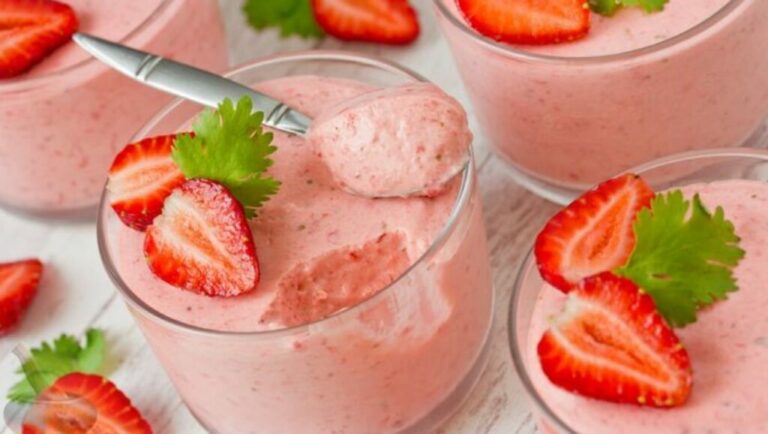 Recette Crème bavaroise à la fraise