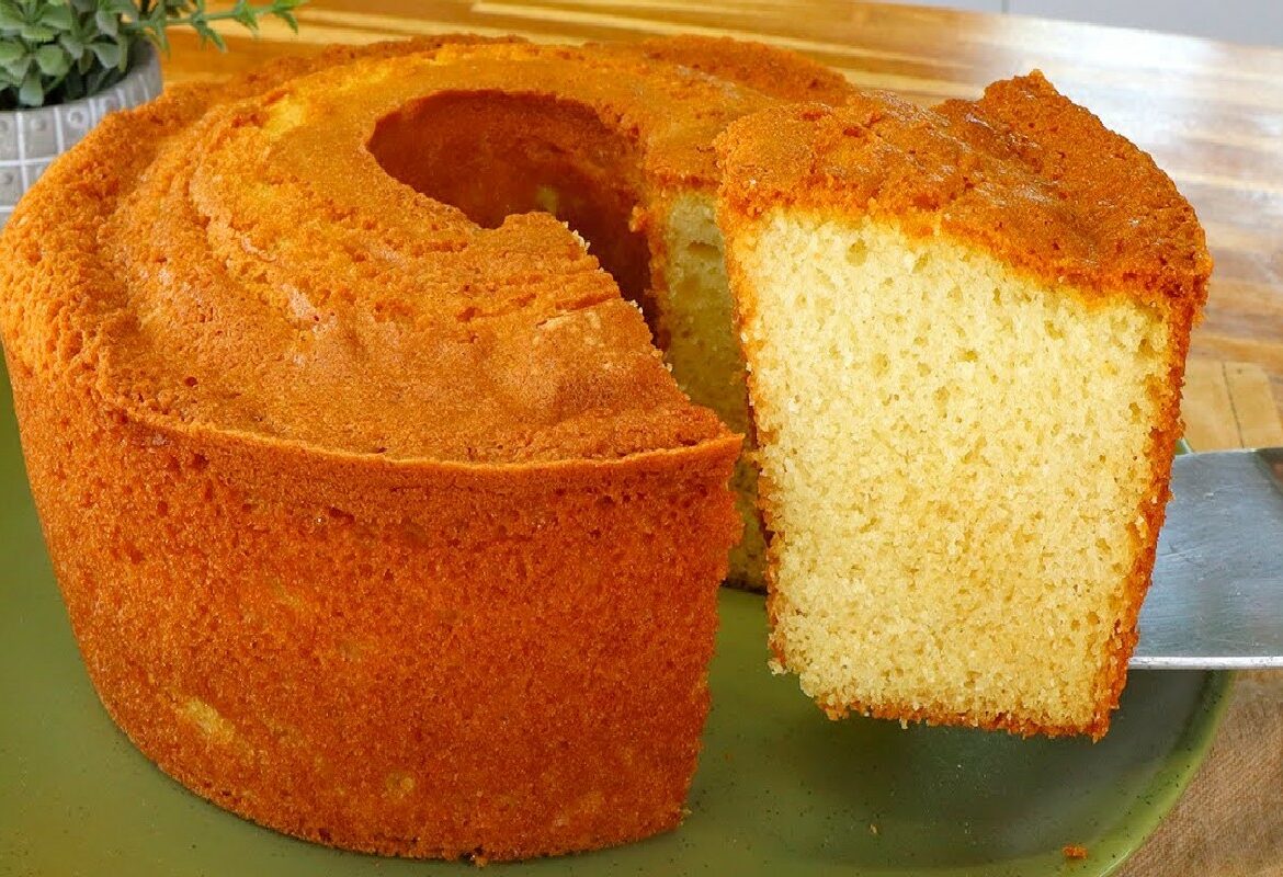 Gâteau au yaourt moelleux Thermomix – Recette facile et rapide