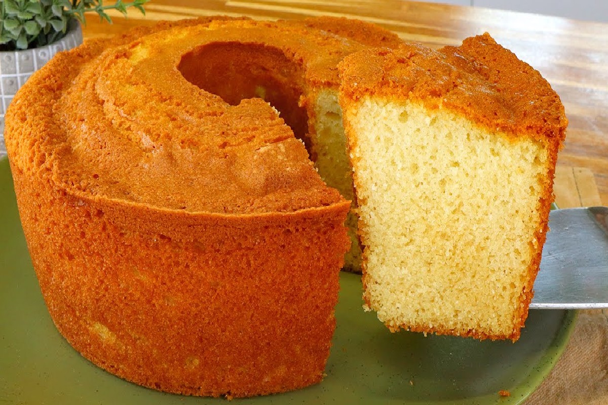 Gâteau au yaourt moelleux Thermomix – Recette facile et rapide